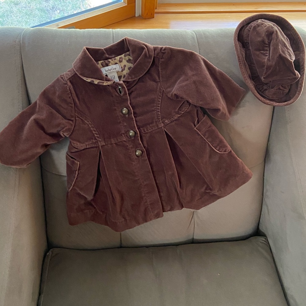 BabyGap Adorable Velvety Jacket and Hat Set